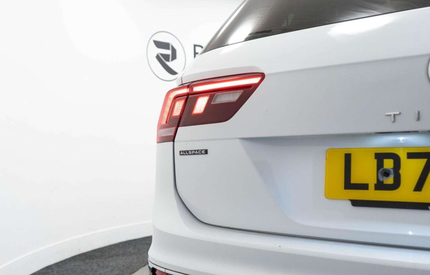 Used Volkswagen Tiguan Allspace 2023 for sale - 77930755: Photo 15