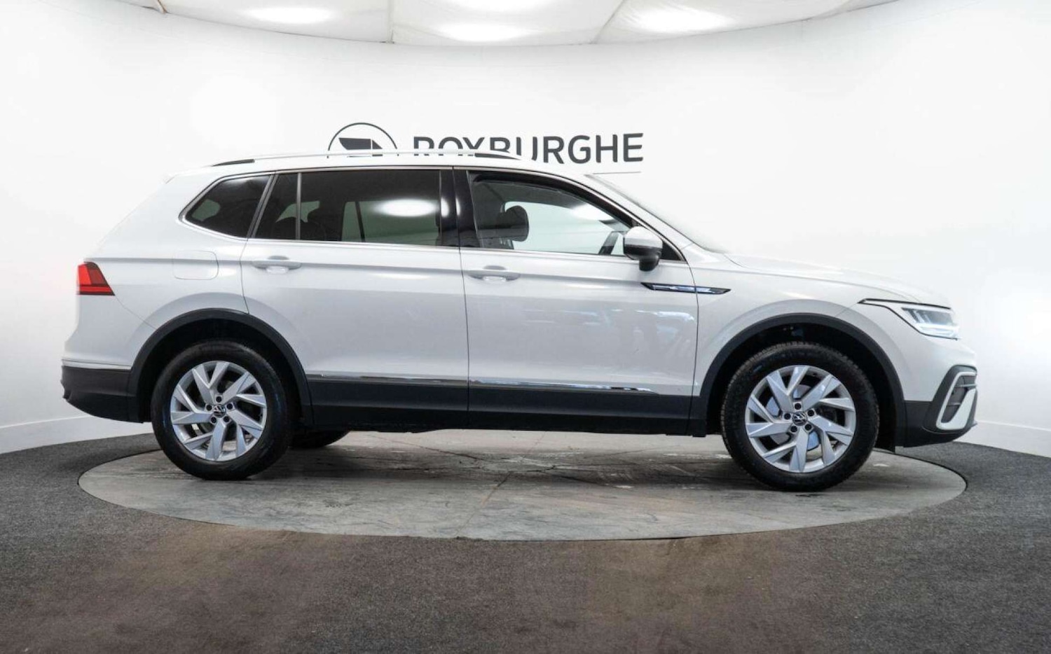 Used Volkswagen Tiguan Allspace 2023 for sale - 77930755: Photo 5
