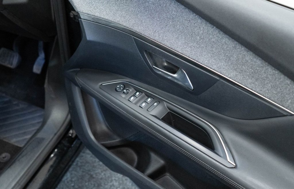 Used Peugeot 3008 2020 for sale - 77855438: Photo 21