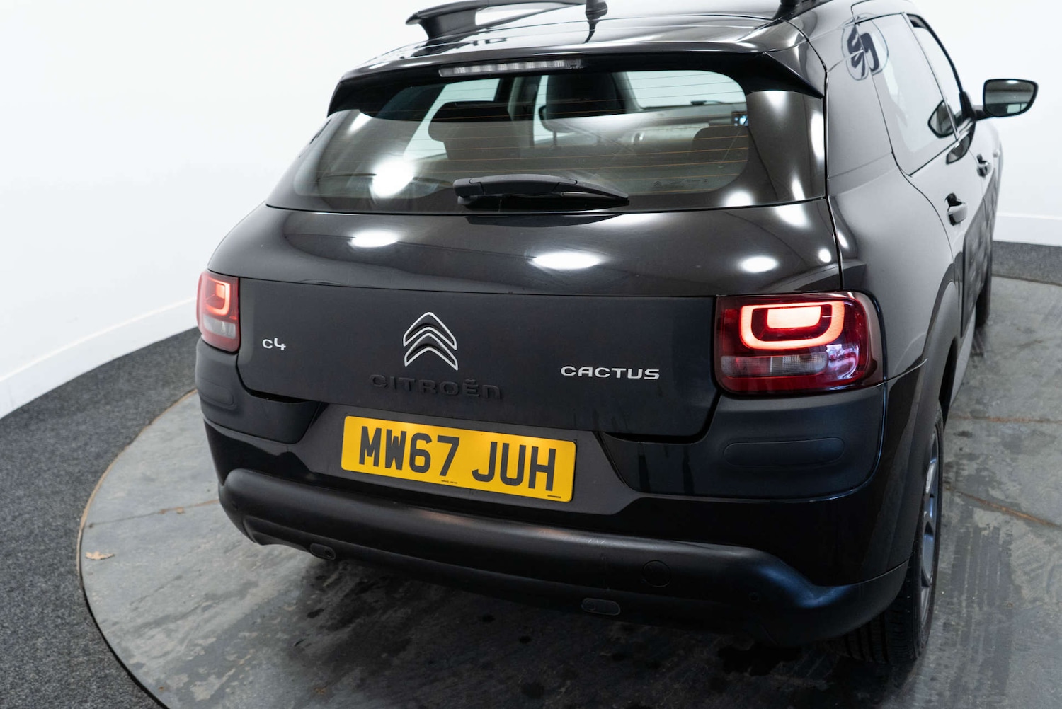 Used Citroen C4 Cactus 2018 for sale - 78068085: Photo 17