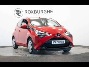 2019 (19) - 1.0 VVT-i X-Play 5dr x-shift