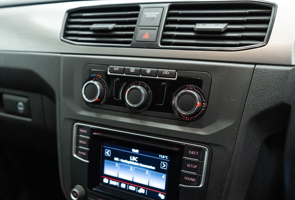 Used Volkswagen Caddy Maxi Life 2018 for sale - 76768030: Photo 27