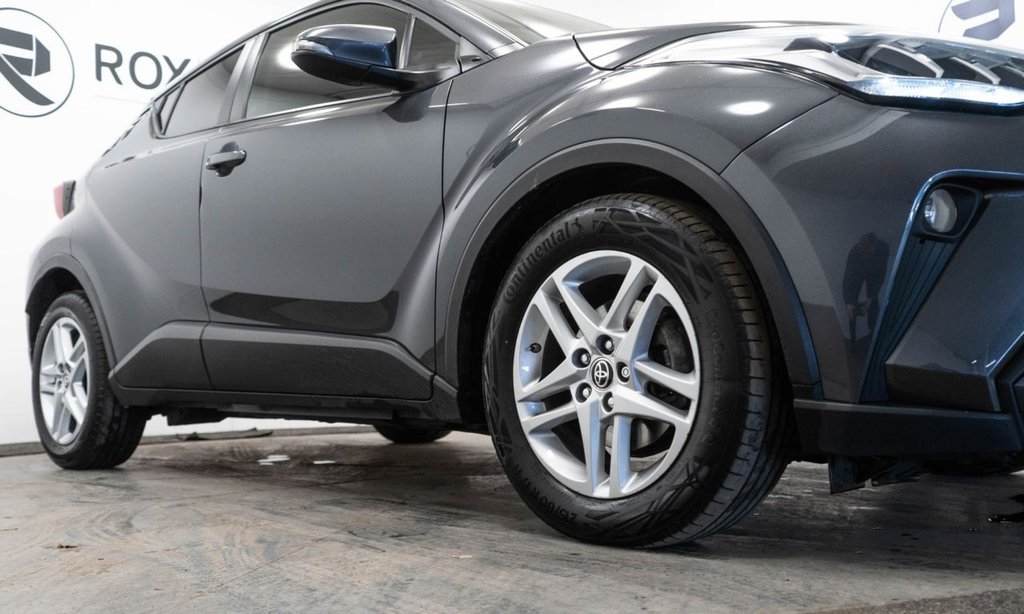 Used Toyota C-HR 2022 for sale - 76361560: Photo 11