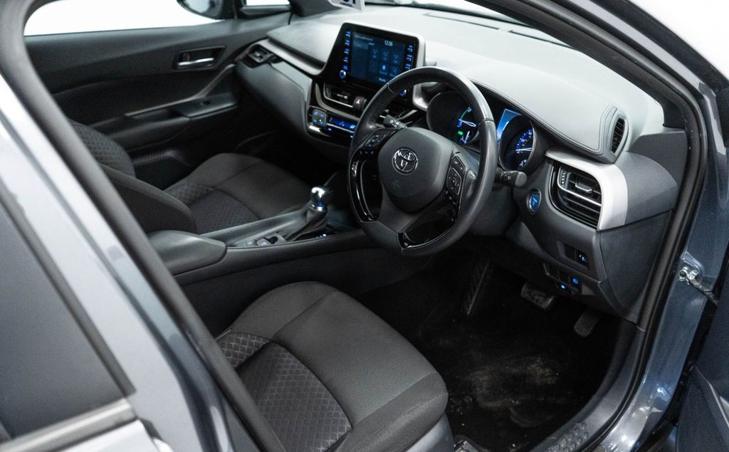 Used Toyota C-HR 2022 for sale - 76361560: Photo 20