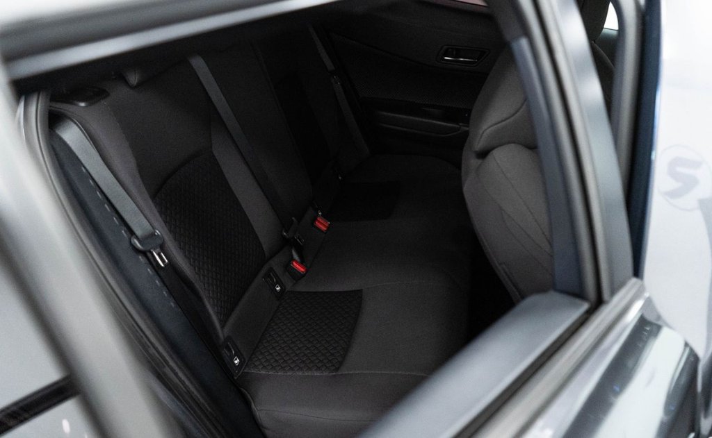 Used Toyota C-HR 2022 for sale - 76361560: Photo 32