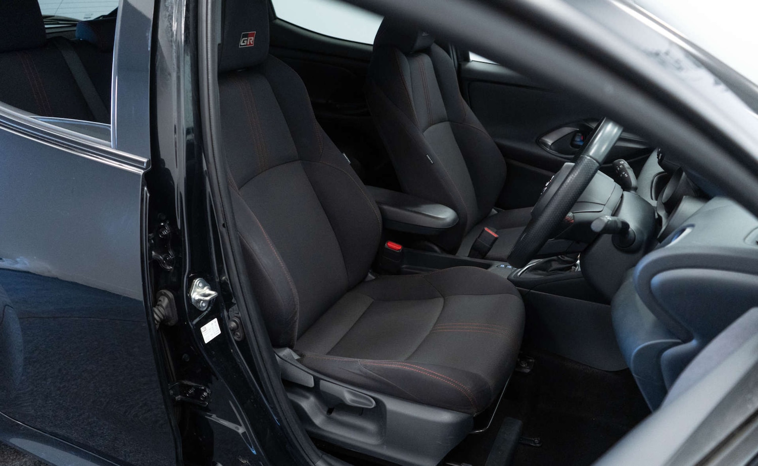 Used Toyota Yaris 2023 for sale - 77950449: Photo 23