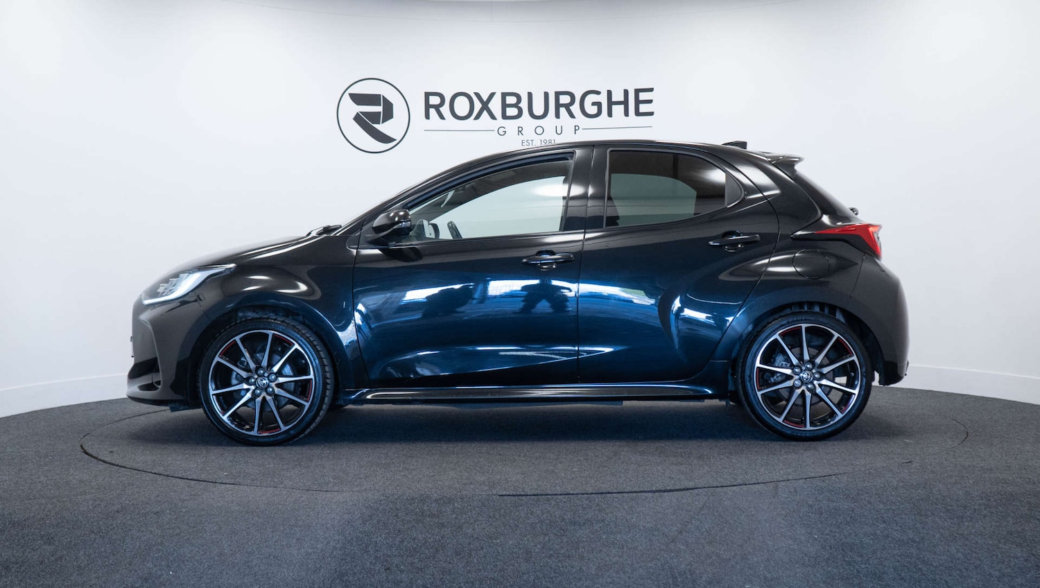 Used Toyota Yaris 2023 for sale - 77950449: Photo 4