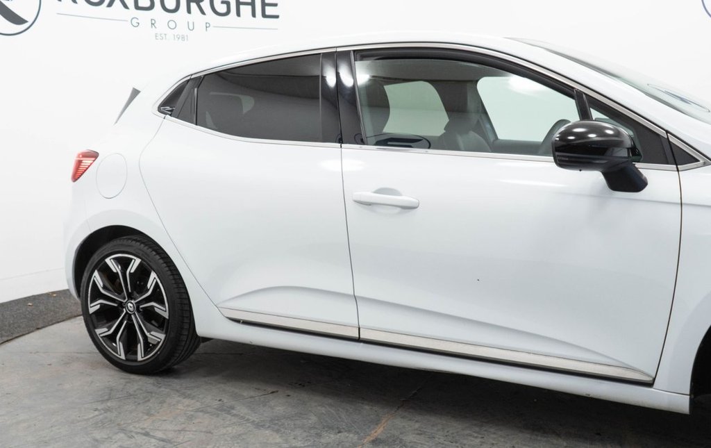 Used Renault Clio 2022 for sale - 77897534: Photo 12