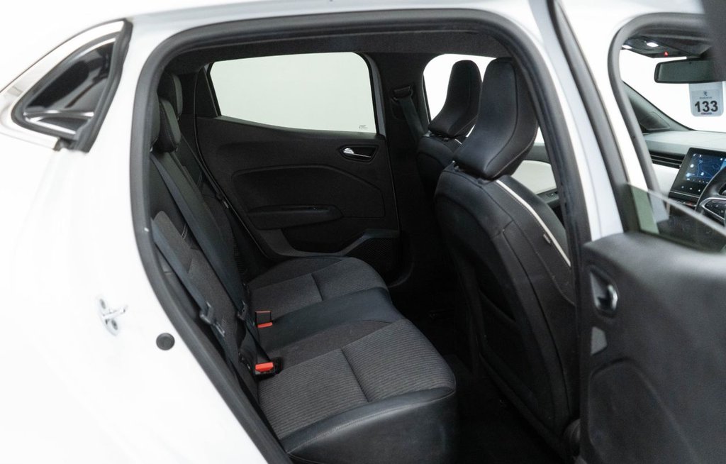 Used Renault Clio 2022 for sale - 77897534: Photo 31