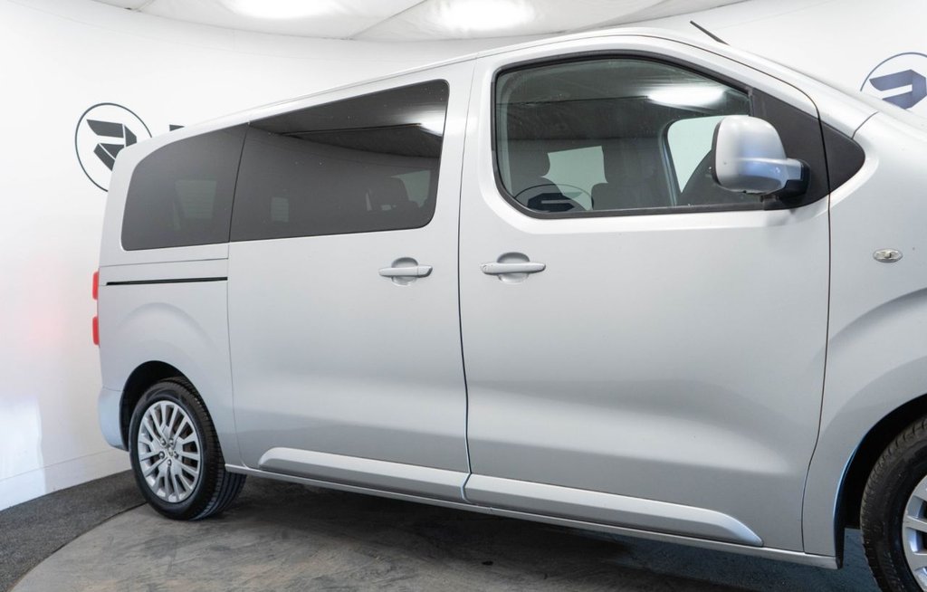 Used Peugeot Traveller 2017 for sale - 76395895: Photo 12
