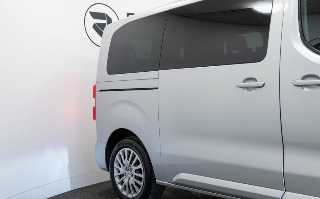 Used Peugeot Traveller 2017 for sale - 76395895: Photo 13