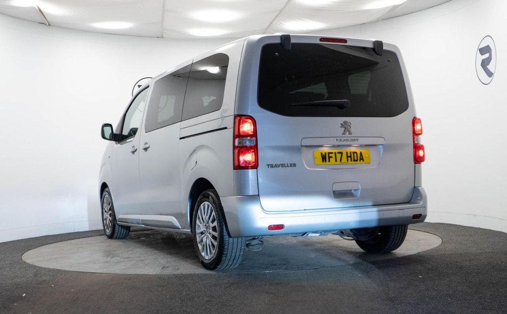 Used Peugeot Traveller 2017 for sale - 76395895: Photo 5