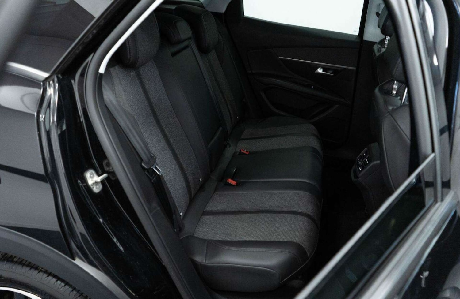 Used Peugeot 3008 2020 for sale - 77930814: Photo 30