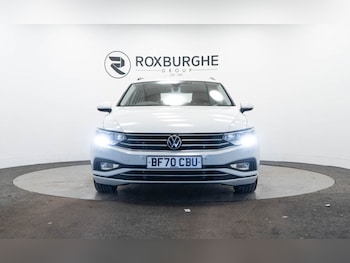 Used Volkswagen Passat 2020 for sale - 76973157: Photo