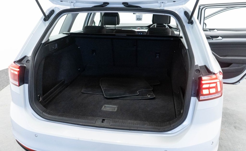 Used Volkswagen Passat 2020 for sale - 76973157: Photo 34