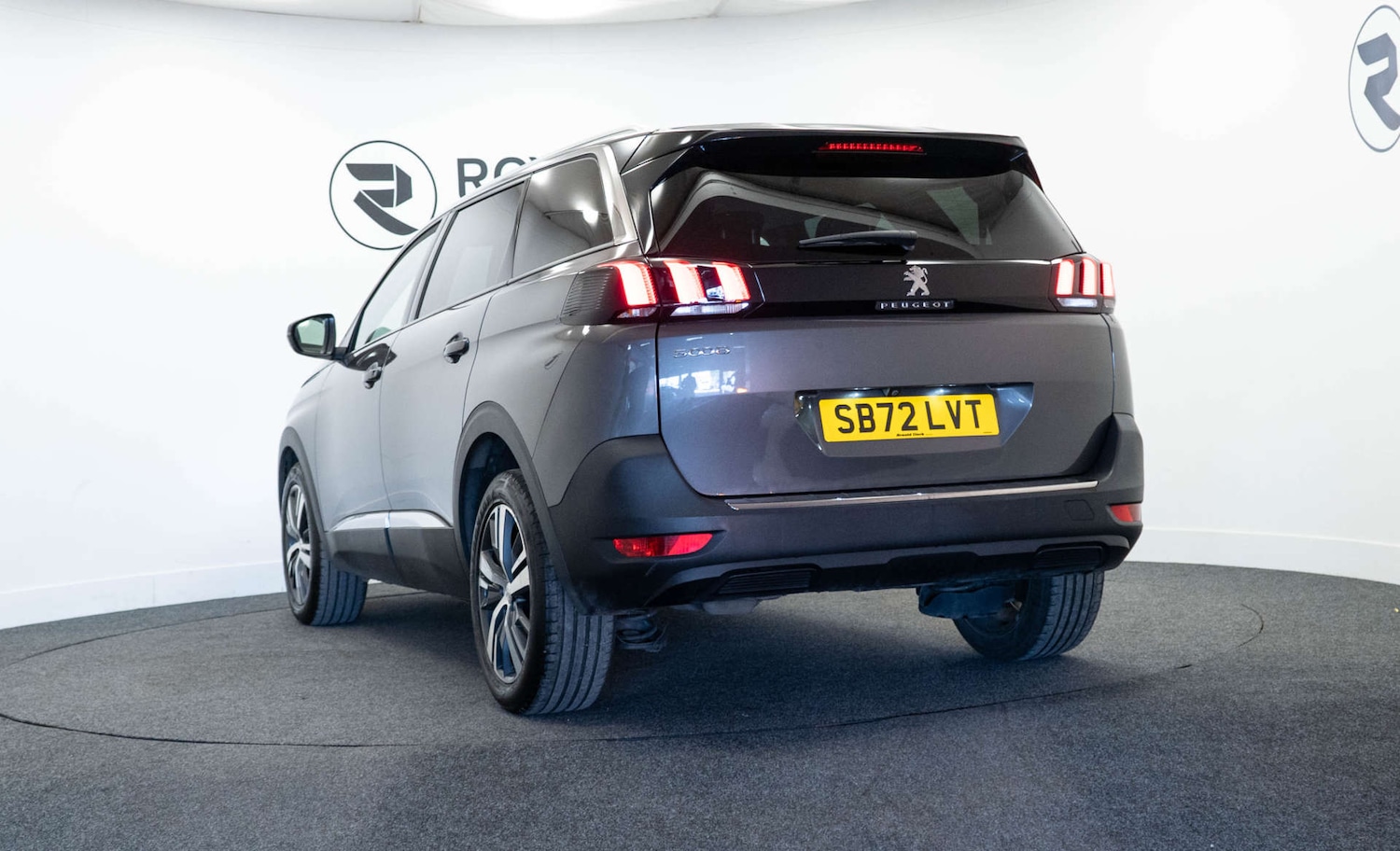 Used Peugeot 5008 2023 for sale - 77950453: Photo 5