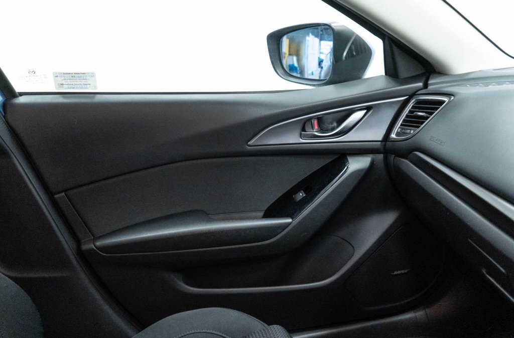 Used Mazda Mazda3 2017 for sale - 77520643: Photo 31