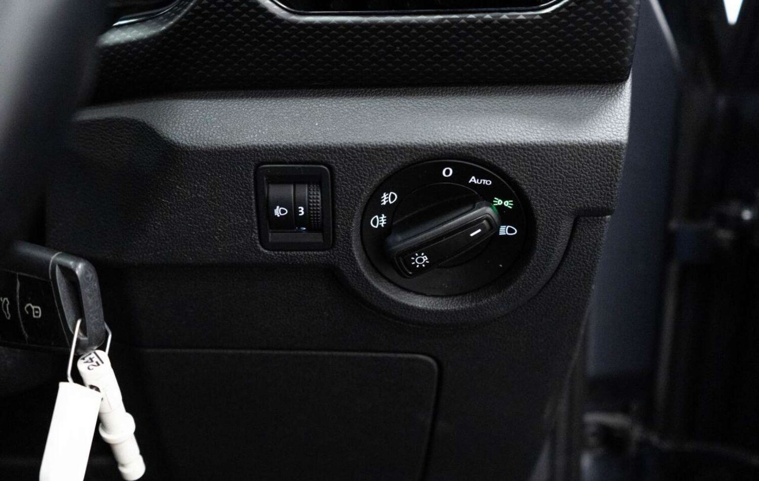 Used Volkswagen T-Cross 2022 for sale - 77930939: Photo 24