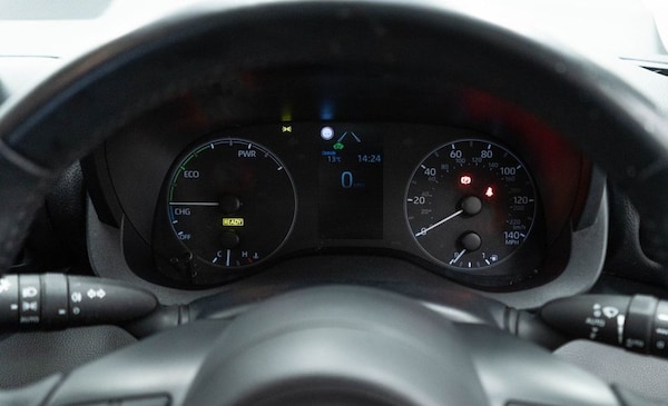 Used Toyota Yaris 2022 for sale - 76202575: Photo 25