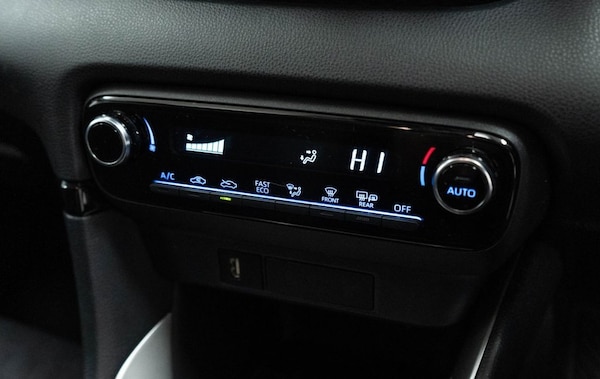 Used Toyota Yaris 2022 for sale - 76202575: Photo 28