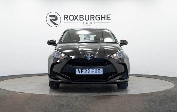 Used Toyota Yaris 2022 for sale - 76202575: Photo 2