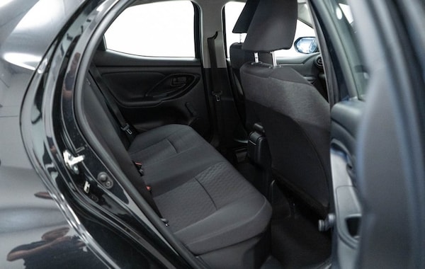 Used Toyota Yaris 2022 for sale - 76202575: Photo 32
