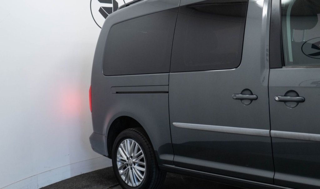 Used Volkswagen Caddy Maxi 2018 for sale - 76345259: Photo 13