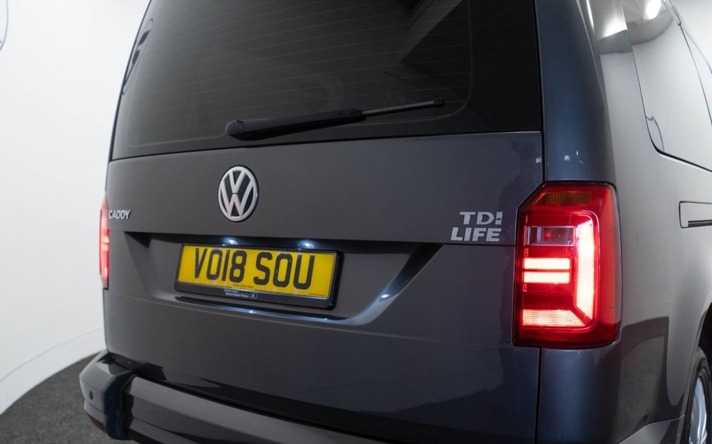 Used Volkswagen Caddy Maxi 2018 for sale - 76345259: Photo 16