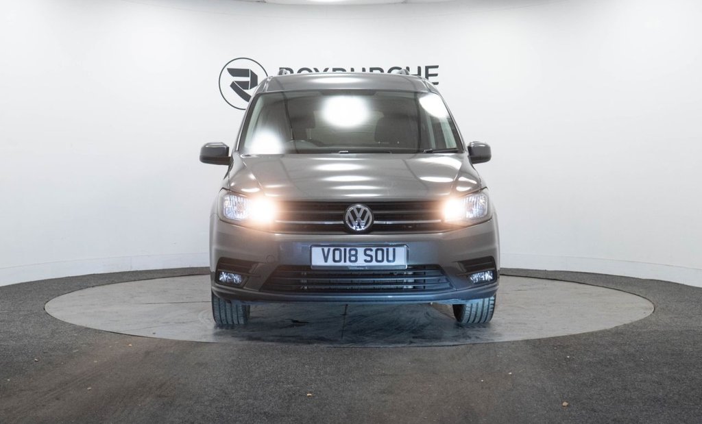 Used Volkswagen Caddy Maxi 2018 for sale - 76345259: Photo 2