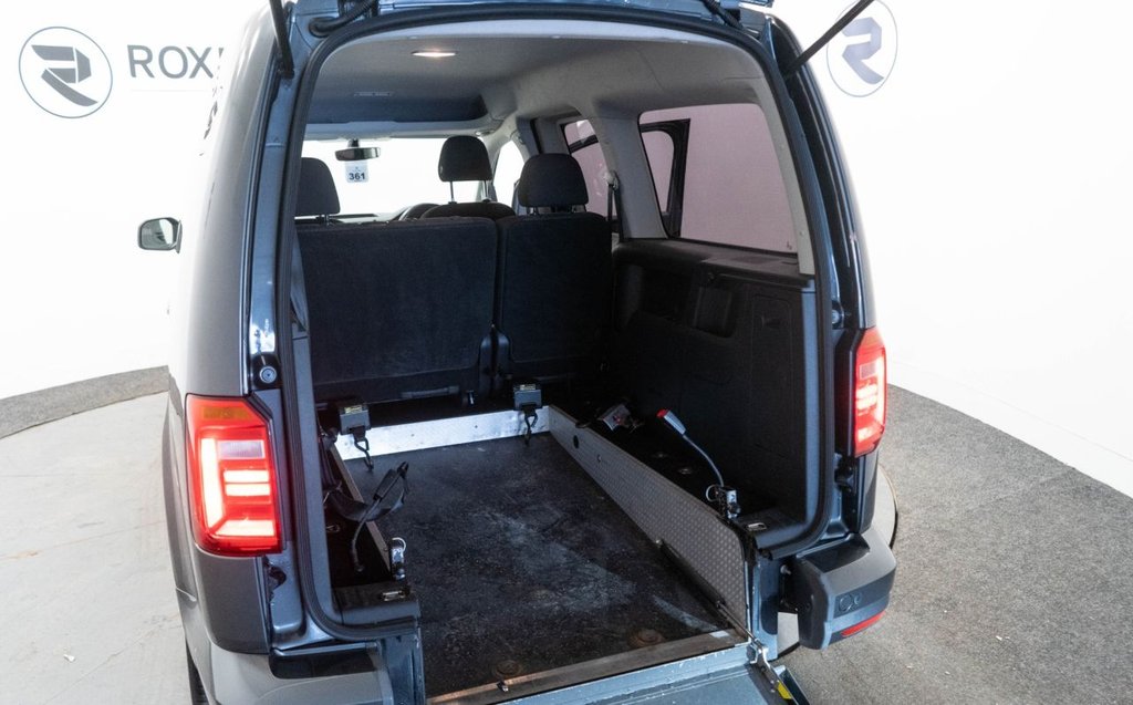 Used Volkswagen Caddy Maxi 2018 for sale - 76345259: Photo 31