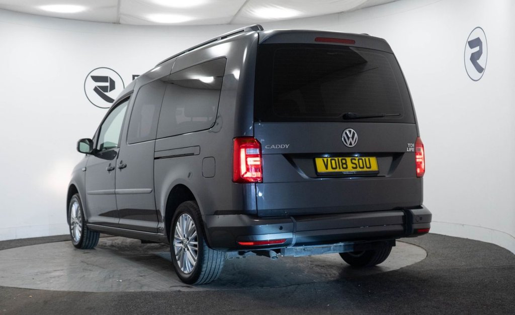 Used Volkswagen Caddy Maxi 2018 for sale - 76345259: Photo 5
