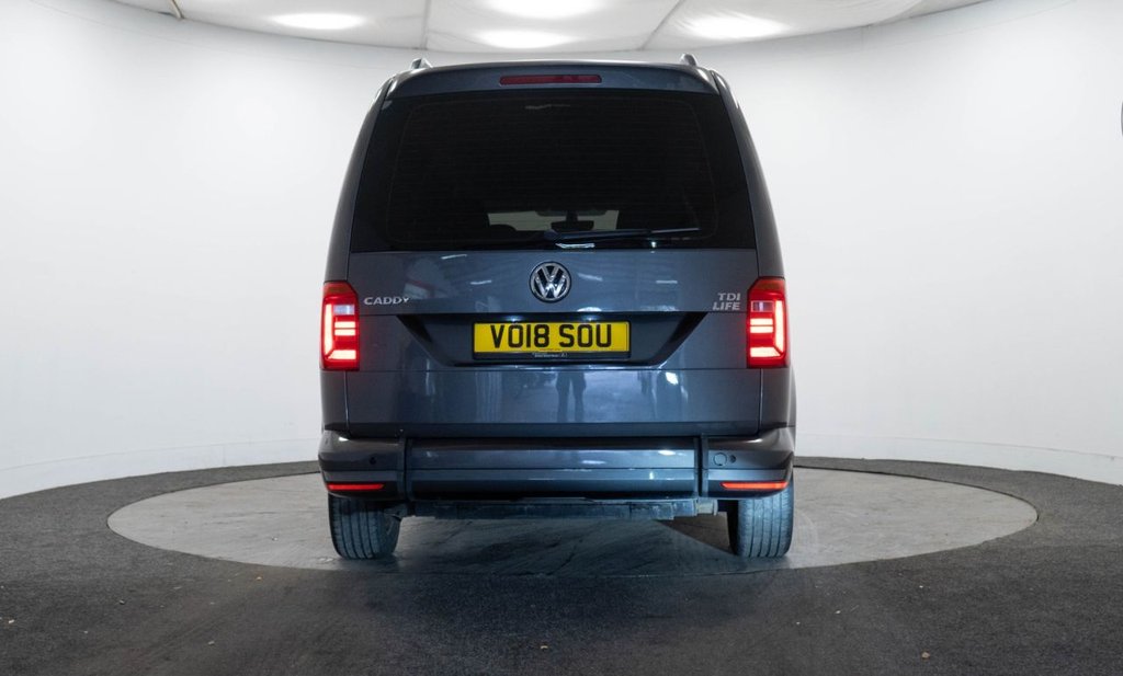Used Volkswagen Caddy Maxi 2018 for sale - 76345259: Photo 7
