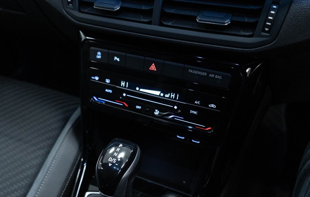 Used Volkswagen T-Cross 2022 for sale - 76345380: Photo 28