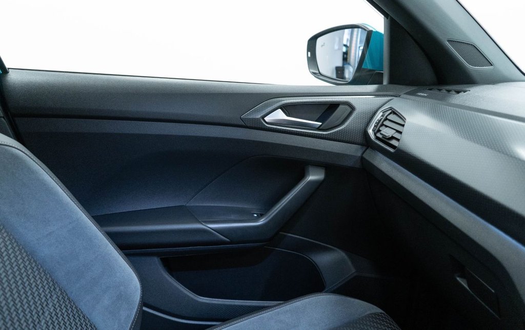 Used Volkswagen T-Cross 2022 for sale - 76345380: Photo 31
