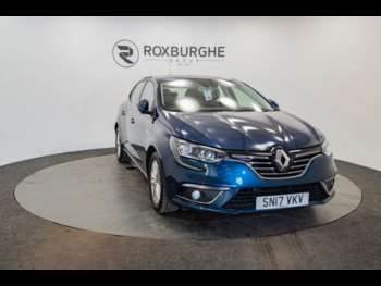 Used Renault Megane 2017 for sale - 74916649: Photo