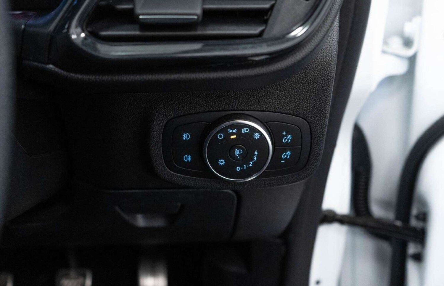 Used Ford Fiesta 2020 for sale - 77930883: Photo 23