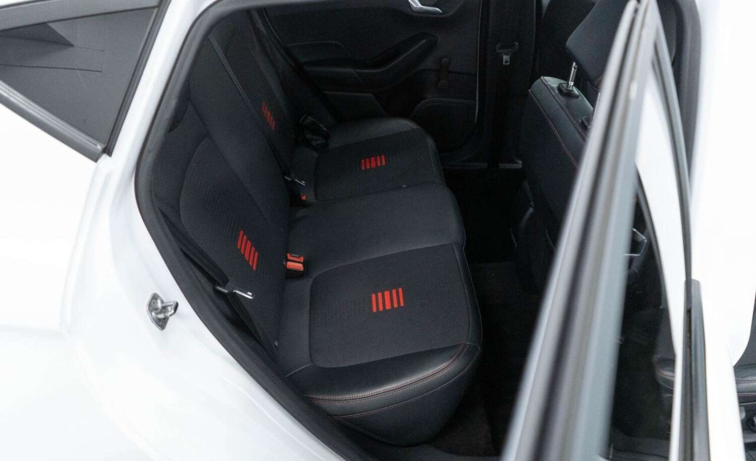 Used Ford Fiesta 2020 for sale - 77930883: Photo 32