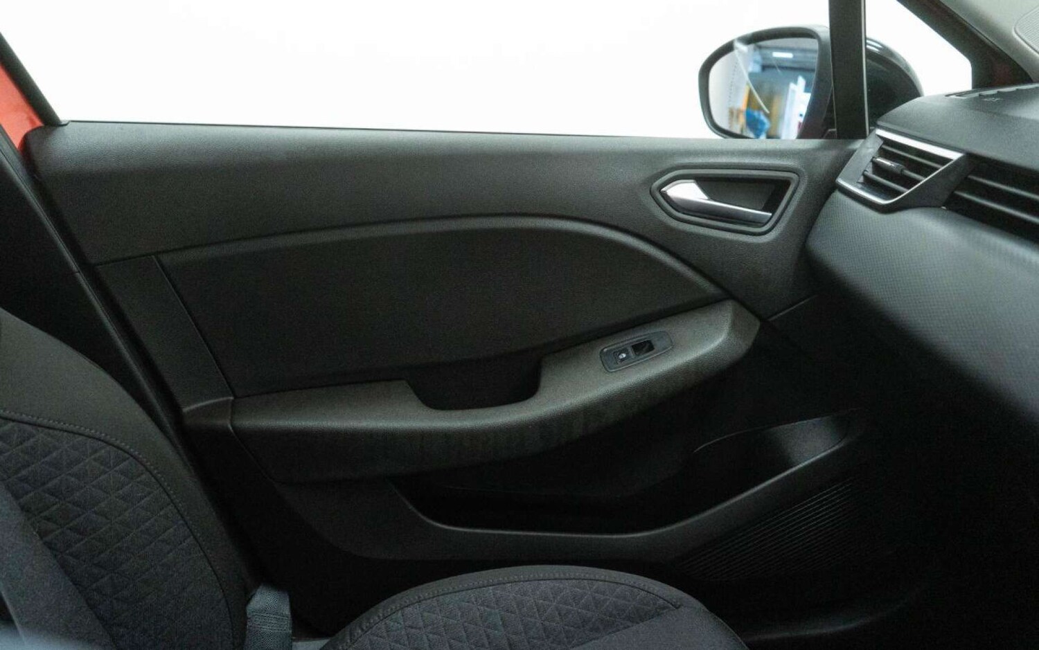 Used Renault Clio 2022 for sale - 77930689: Photo 31