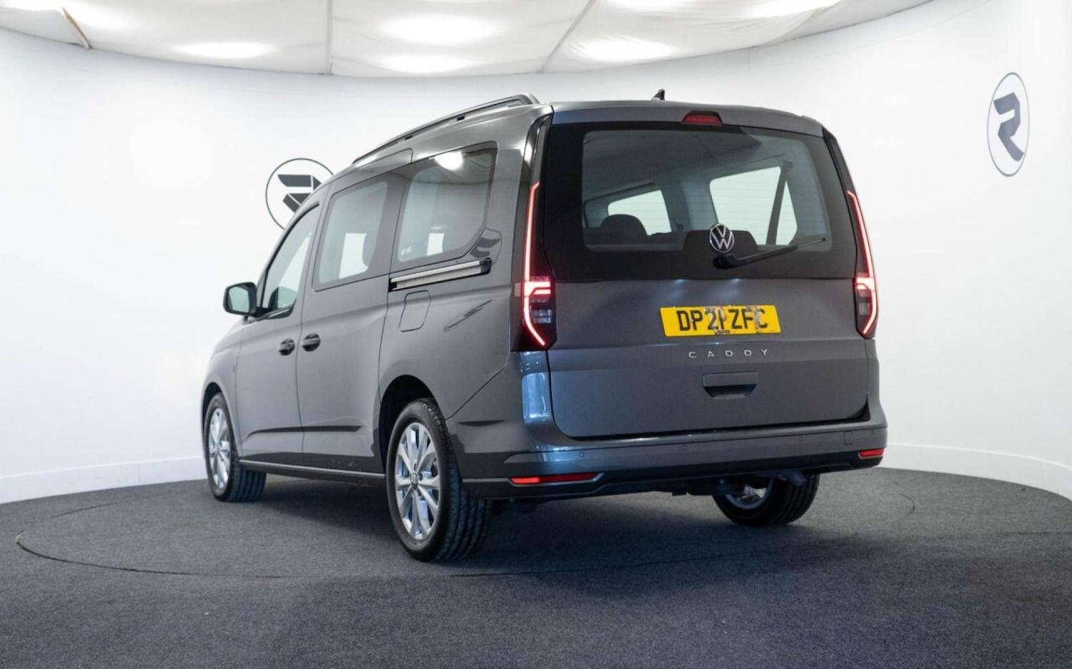 Used Volkswagen Caddy Maxi 2021 for sale - 77930767: Photo 5