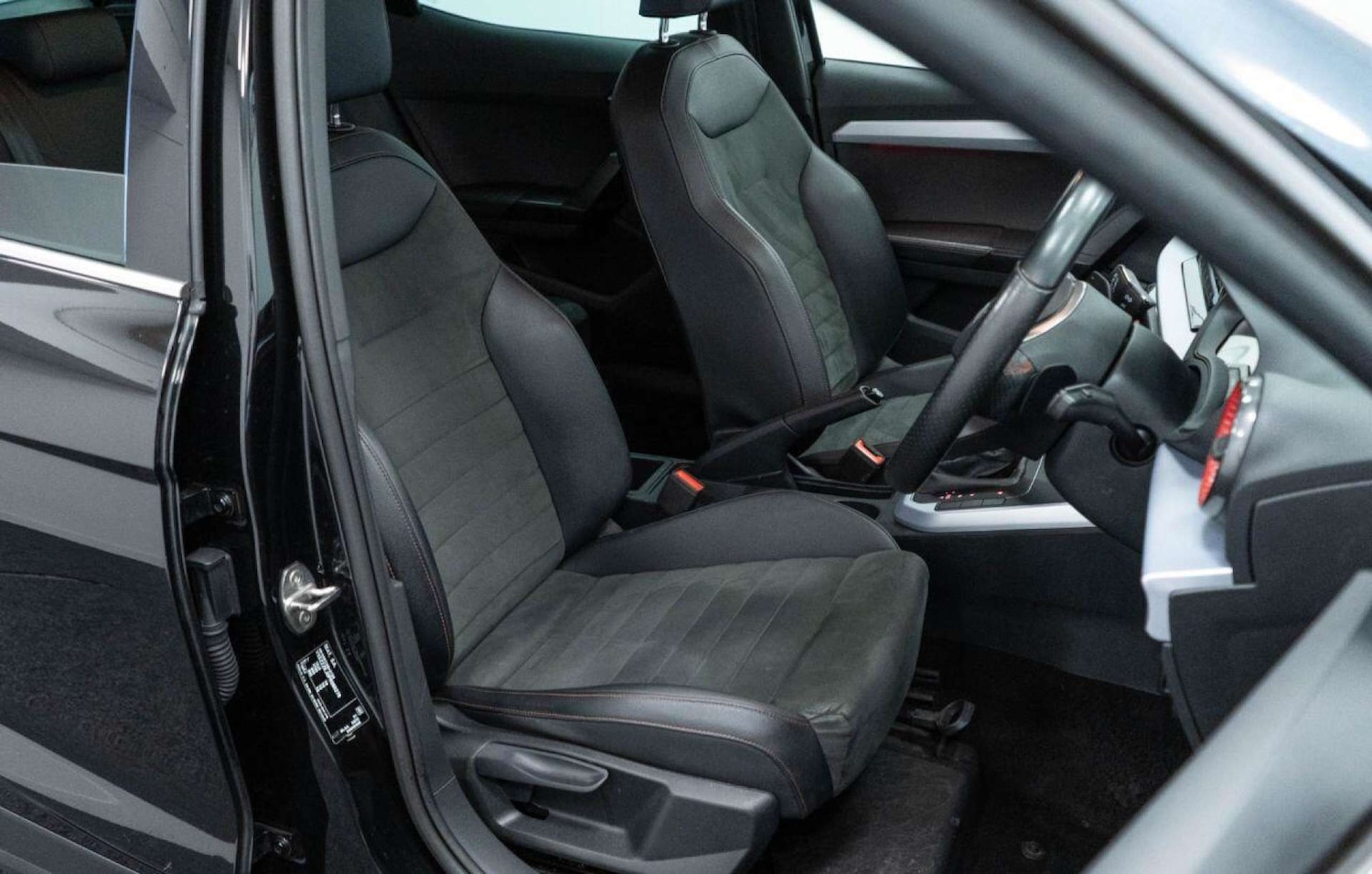 Used SEAT Arona 2023 for sale - 77930842: Photo 21