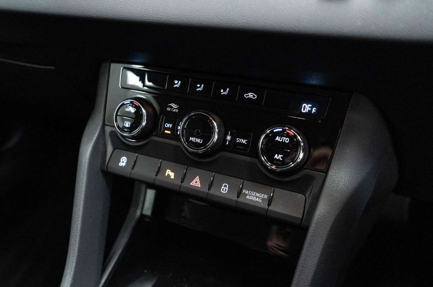 Used Skoda Karoq 2021 for sale - 77930868: Photo 28