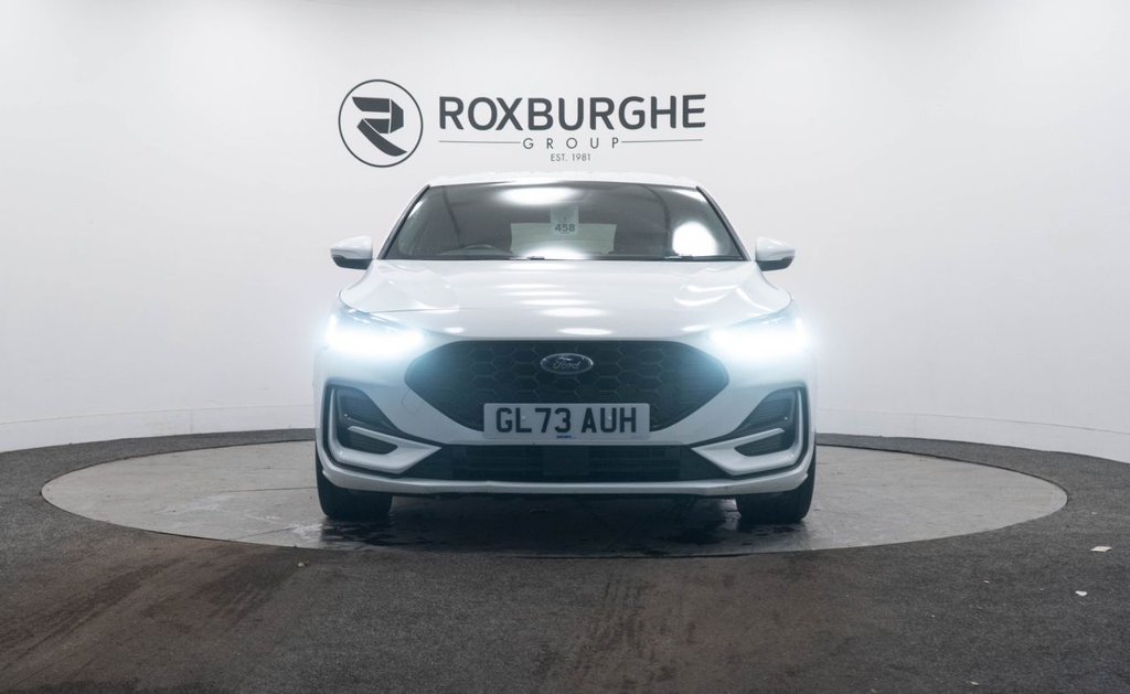 Used Ford Focus 2023 for sale - 76841003: Photo 2