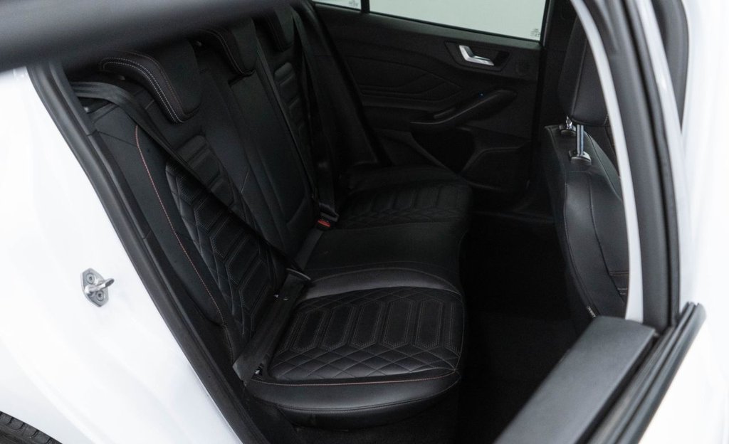 Used Ford Focus 2023 for sale - 76841003: Photo 32