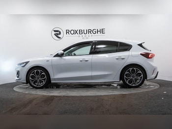 Used Ford Focus 2023 for sale - 76841003: Photo