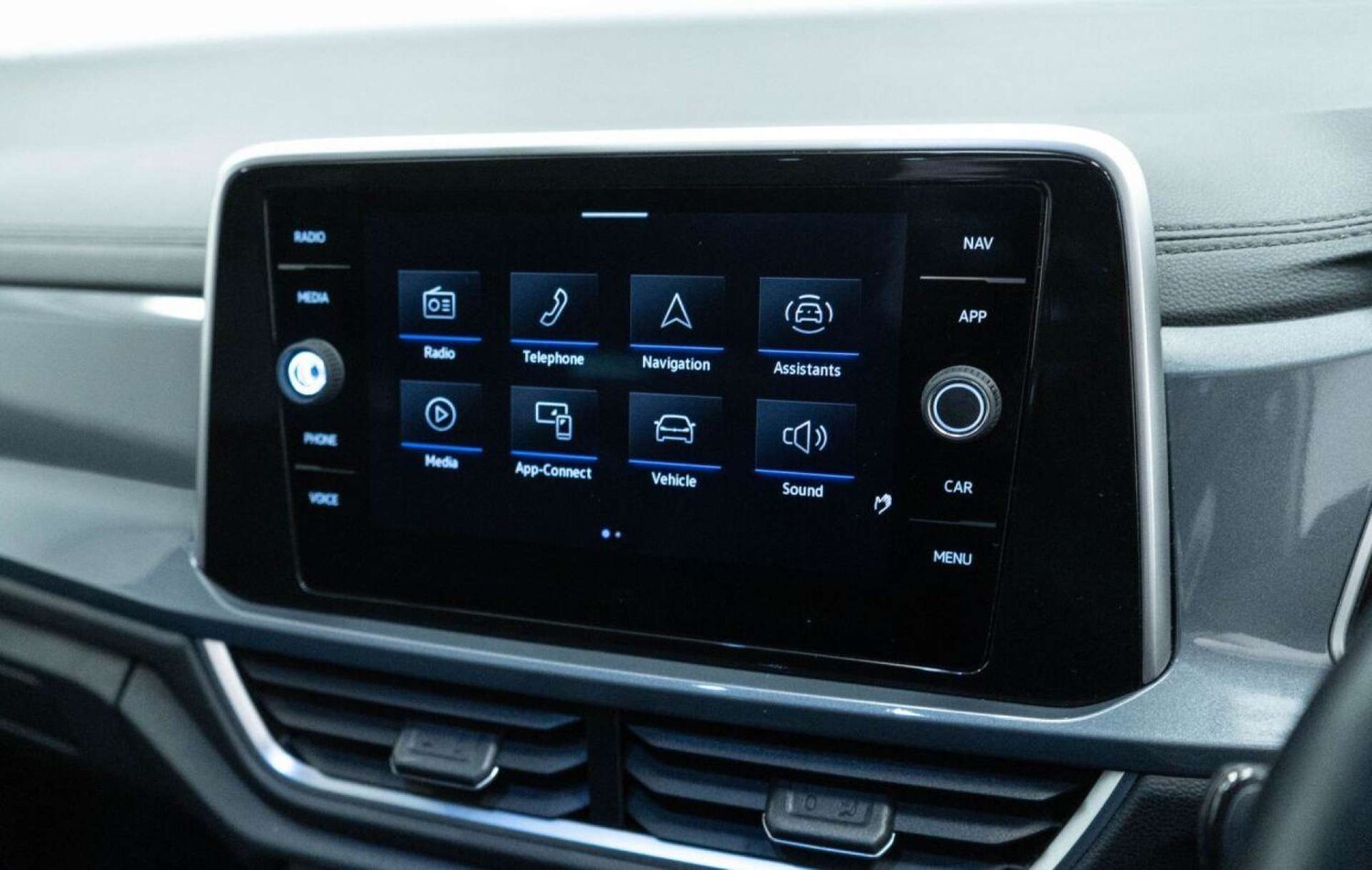 Used Volkswagen T-Roc 2022 for sale - 77930840: Photo 28