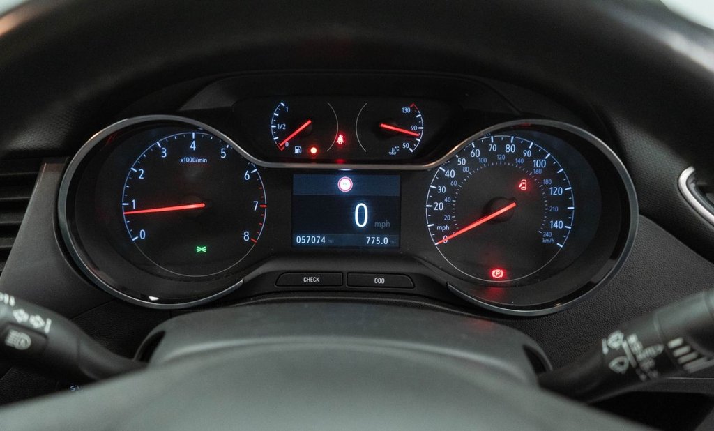 Used Vauxhall Crossland 2022 for sale - 76867635: Photo 24