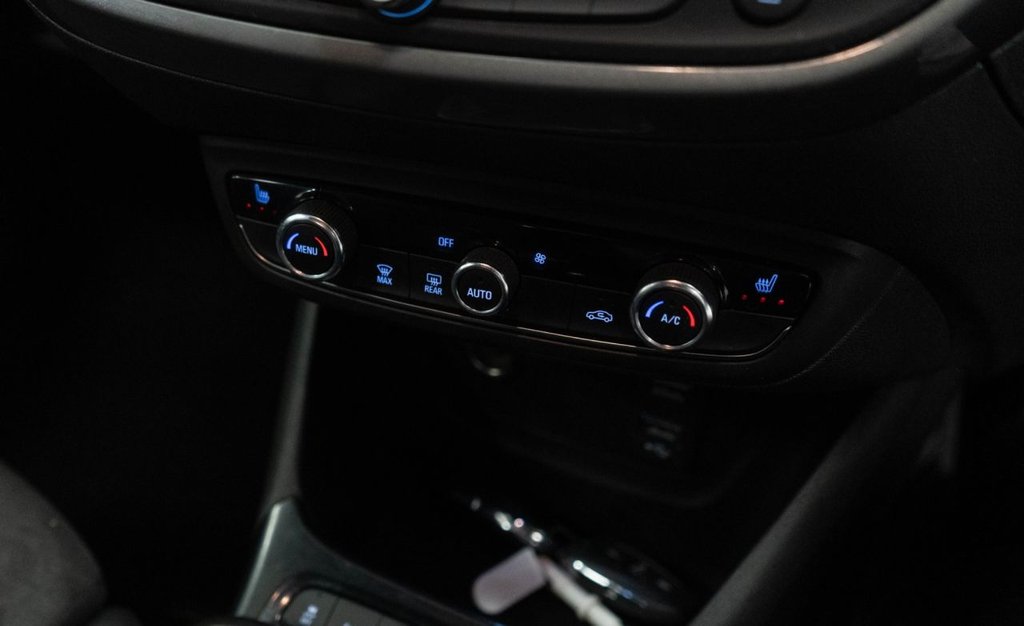 Used Vauxhall Crossland 2022 for sale - 76867635: Photo 27