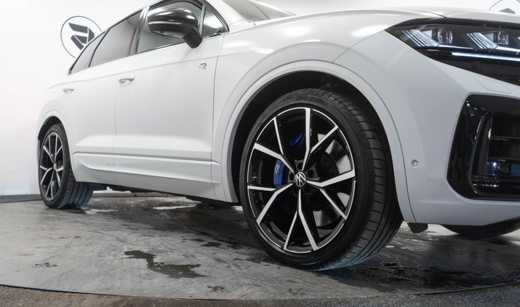 Used Volkswagen Touareg 2024 for sale - 76768374: Photo 13