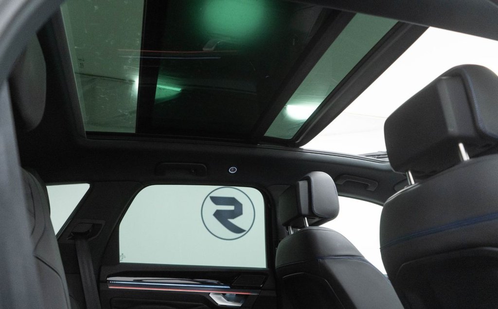 Used Volkswagen Touareg 2024 for sale - 76768374: Photo 44