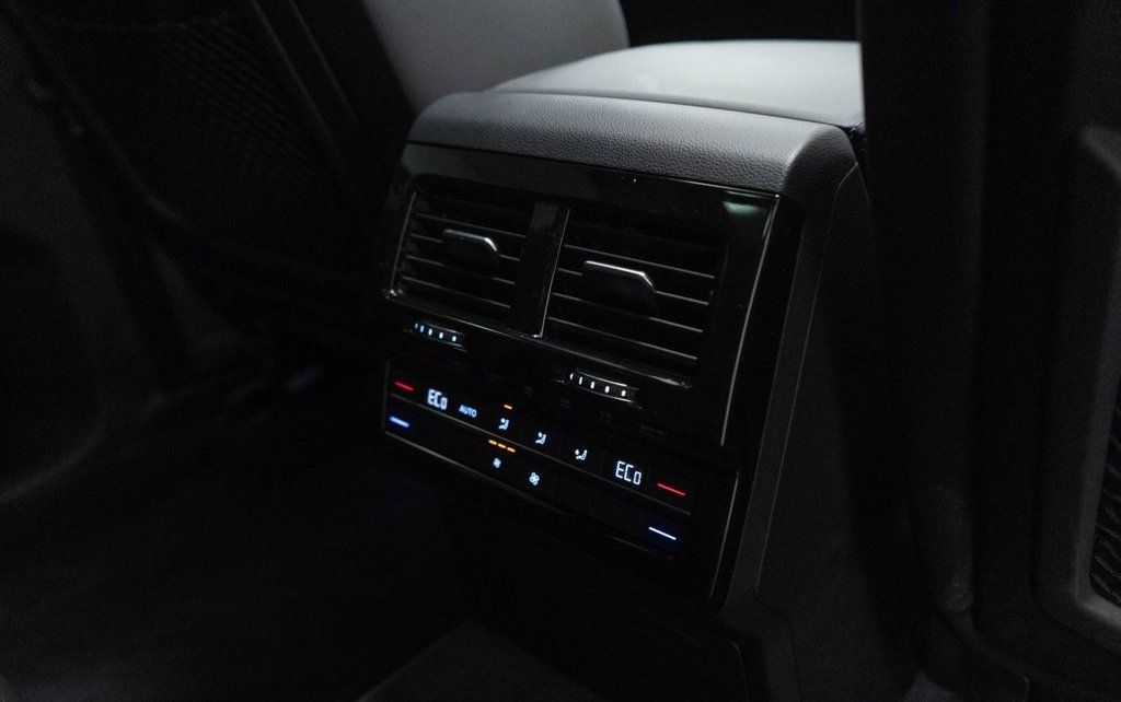 Used Volkswagen Touareg 2024 for sale - 76768374: Photo 47